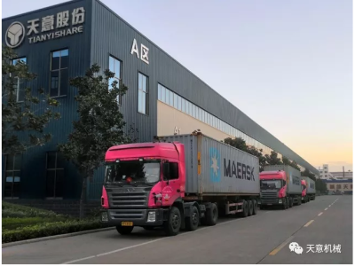 天意機(jī)械為柬埔寨客戶加工生產(chǎn)年產(chǎn)80萬平方輕質(zhì)墻板生產(chǎn)線成功裝車啟運(yùn)！