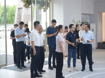 綠色建材產(chǎn)業(yè)鏈融鏈固鏈再發(fā)力！哈工大王代玉教授一行蒞臨天意機(jī)械、卓越精工考察調(diào)研
