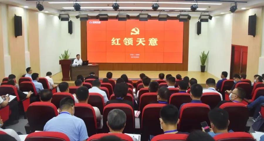 乘風(fēng)破浪 筑夢(mèng)前行丨2021感謝有你，2022砥礪前行！